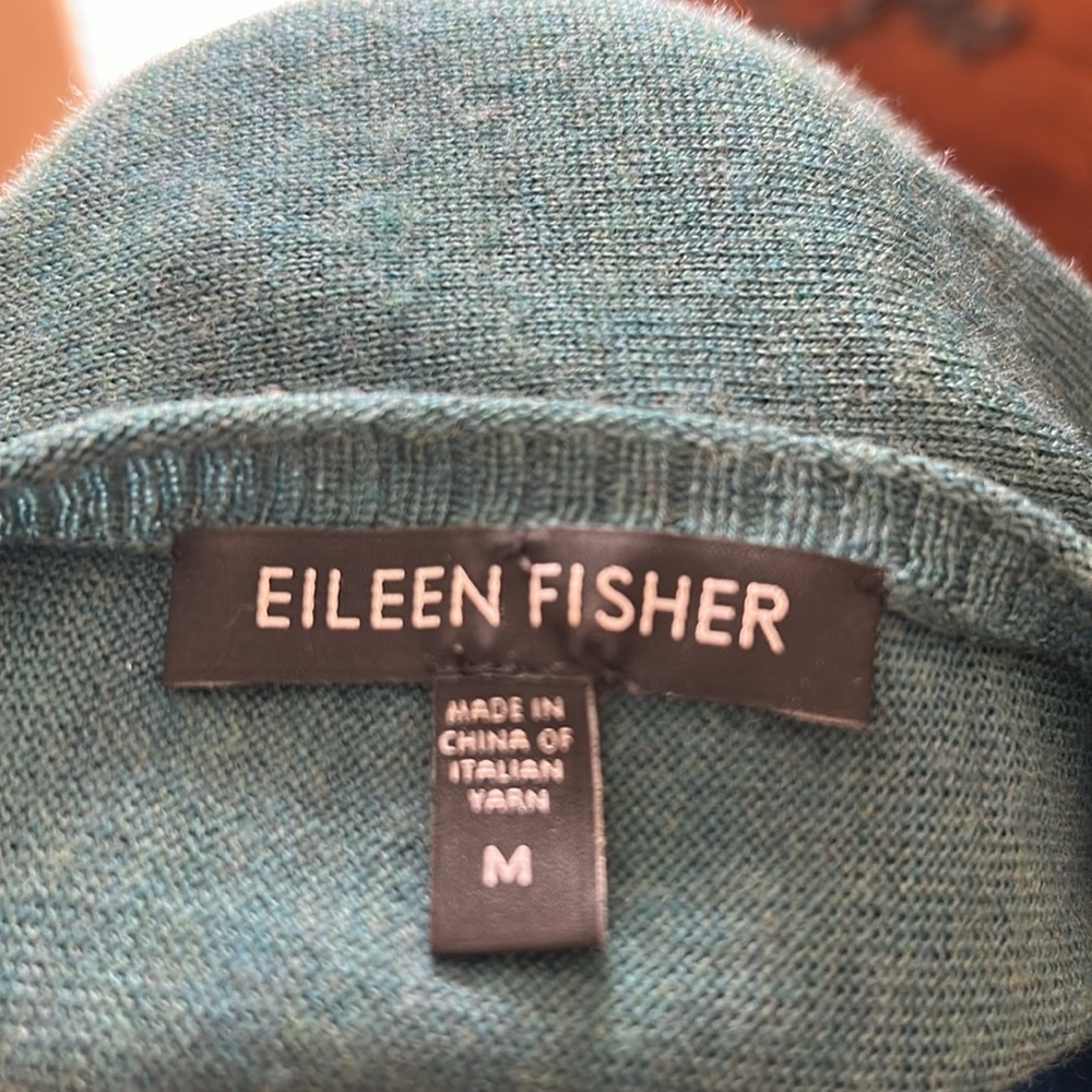 Eileen Fisher merino wool green sweater. - Picture 9 of 10